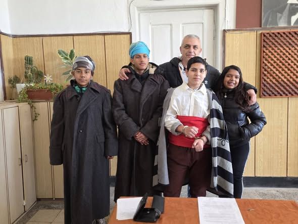 Апостола - ОУ Иван Вазов - Славяново